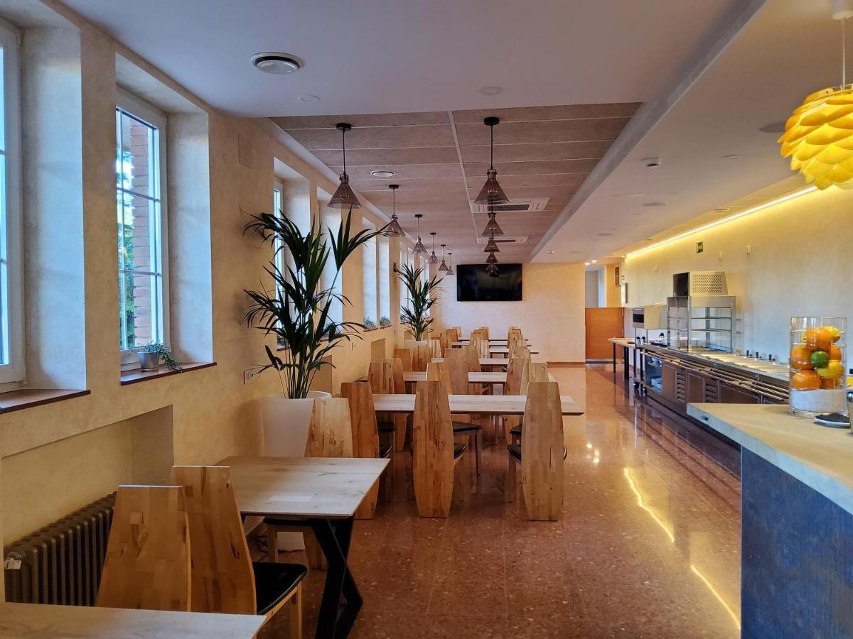Hotel Marques De Aguilar
